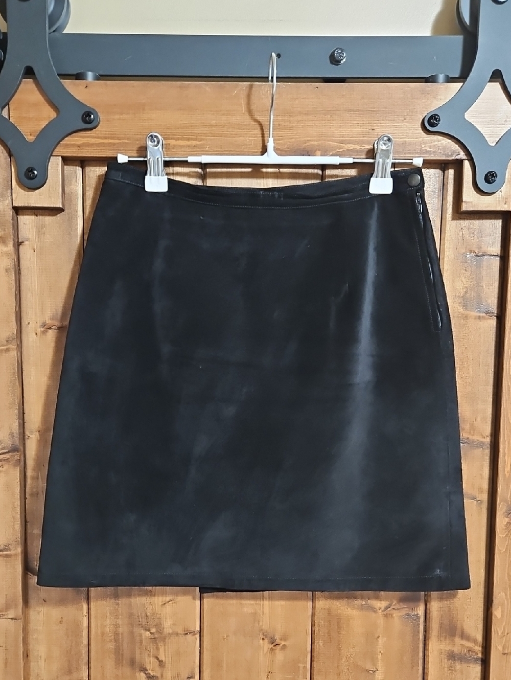 Agnes B. Vintage Black Suede Mini Skirt Fr 36 US 4
